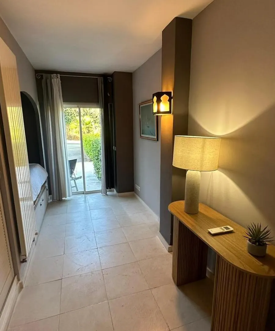 Grande Villa St-Tropez Avec Piscine Chauffee Gassin