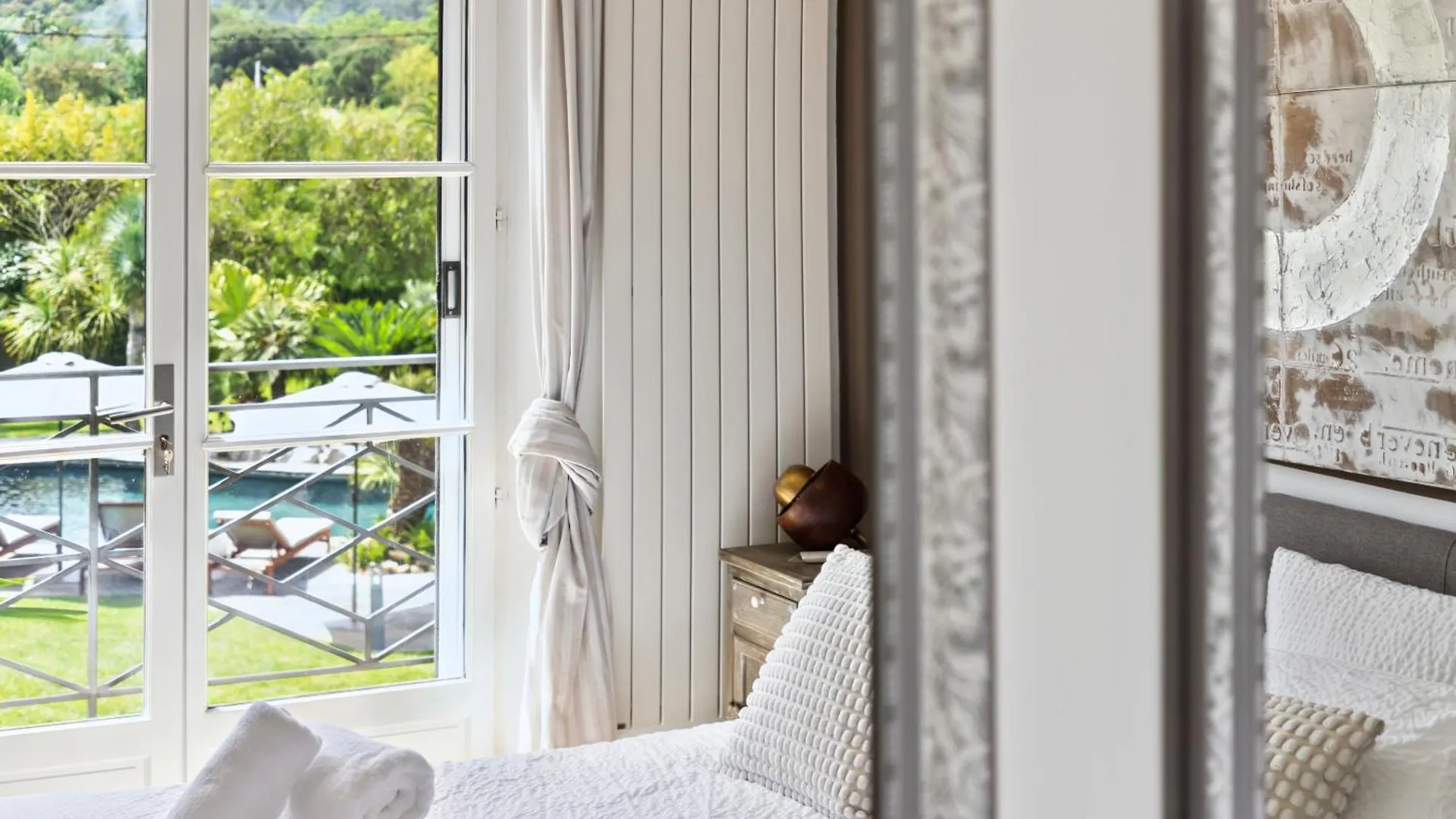 Grande Villa St-Tropez Avec Piscine Chauffee ガッサン 0*,  フランス