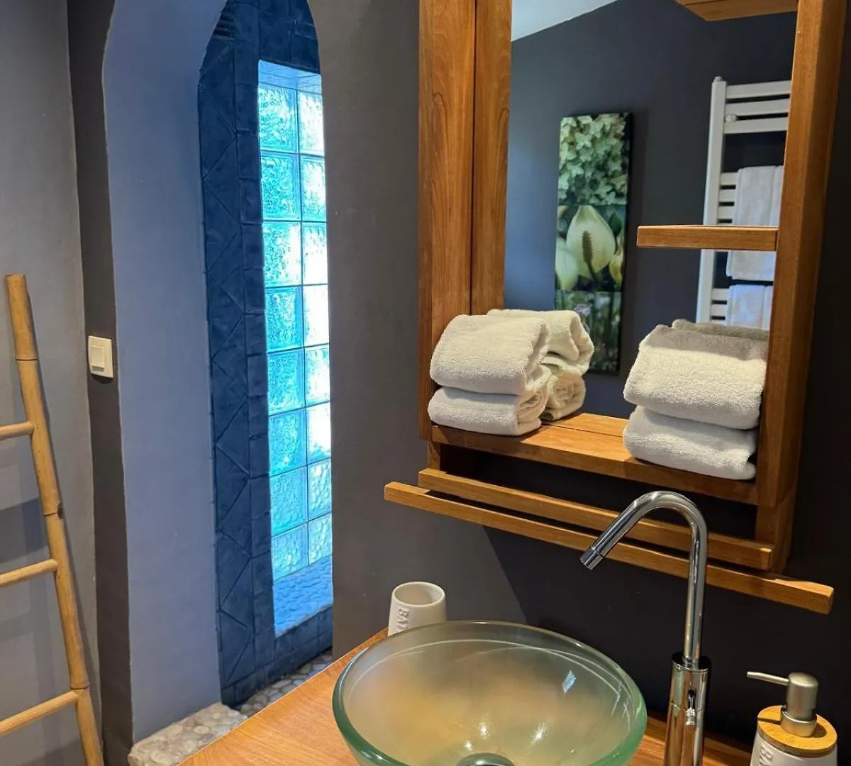 Grande Villa St-Tropez Avec Piscine Chauffee ガッサン