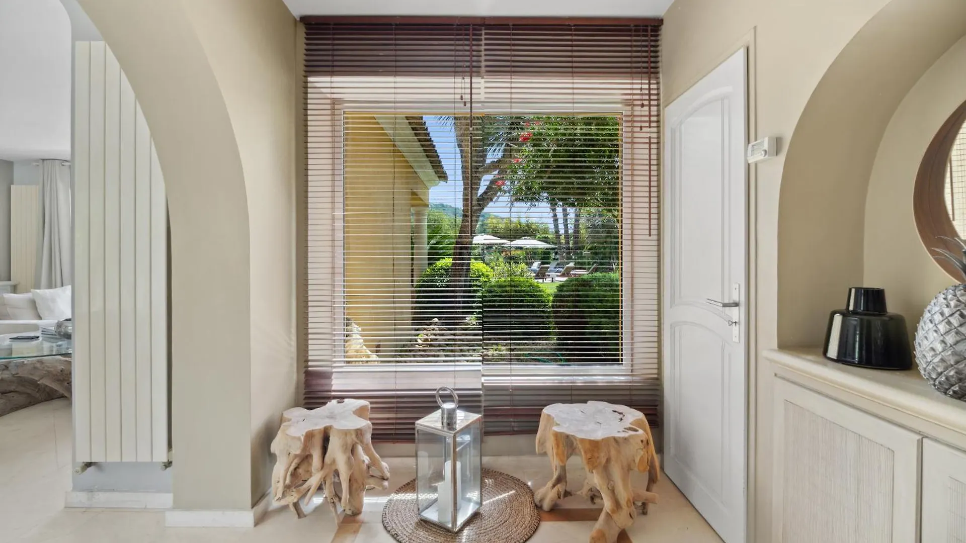 Grande Villa St-Tropez Avec Piscine Chauffee Gassin