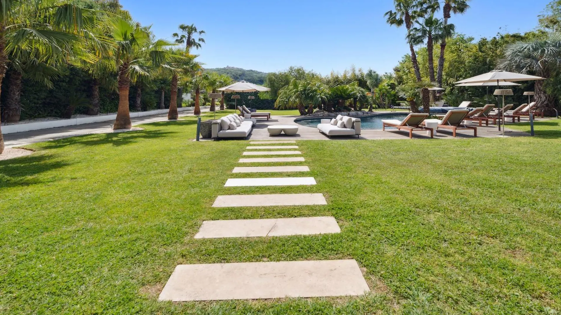Grande Villa St-Tropez Avec Piscine Chauffee ガッサン フランス